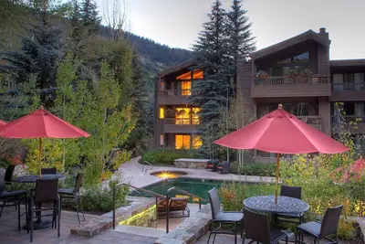 Image de ÉCONOMISEZ Plus De 50% Sélectionnez Août / Septembre Dates-Gant Resort Oversize One Bedroom!