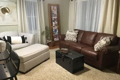Image de Retraite rénovée de 3 chambres!
