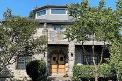 Image de Downtown Kc Castle, Nouvelle vidéo ajoutée! Emplacement parfait! Amazing home & yard!
