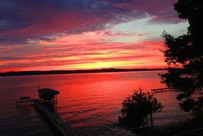 Image de Coucher de soleil sur le lac Torch