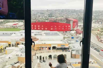 Image de Nouveau 2bed / 2ba en face de Caliente / Xoloizcuintles Stadium & Casino