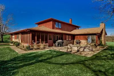 Image de Explorez North West Arkansas avec tout le confort de la maison