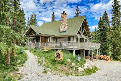 Image de Belle cabane en rondins personnalisée avec vue sur la montagne et emplacement du ruisseau à seulement 25 minutes de Breckenridge