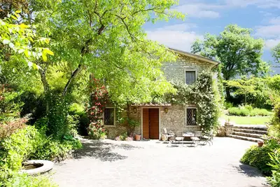 Image de Magnifique maison de vacances avec des vues spectaculaires sur Caprese Michelangelo.