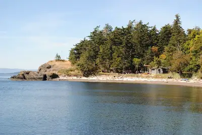 Image de Superbe Cottage en Basse Banque plage près de Brooks Point, observer les baleines!