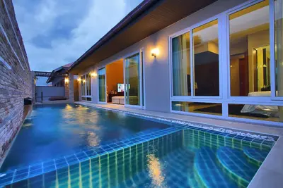 Luxe villa de 4 chambres avec jardin C21
