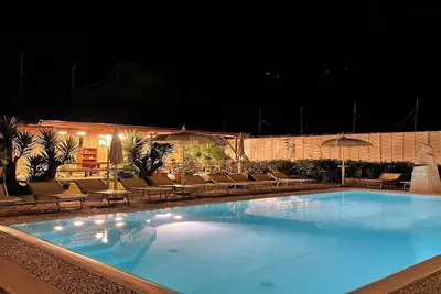 Image de Casa Sorrento - Charmant appartement avec piscine dans le centre de Sorrente