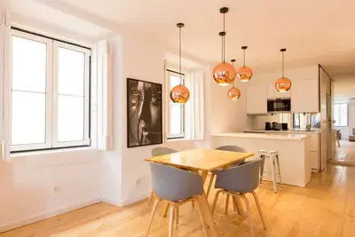 Image de Appartement design dans le centre historique de Lisbonne