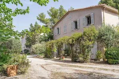 Image de La Bastide Le Jas   Au Pied Du Garlaban Sur Le Circuit Marcel Pagnol