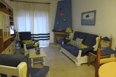 Image de Alporchinhos, T2 avec piscine, près de la plage, Wifi, idéal famille avec enfants
