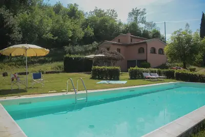Image de Poggio degli Ulivi, charme nel Chianti con piscina