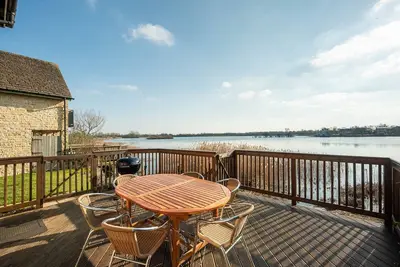 Image de Misty Lodge (Mv69), Lower Mill Estate, Cotswolds
