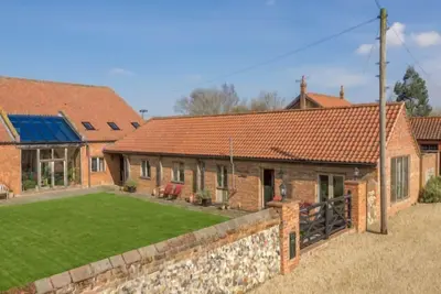 Image de Cette conversion de grange magnifique est dans le plus délicieux des paramètres