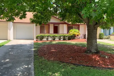 Image de Villa confortable de 5 pièces au centre des attractions