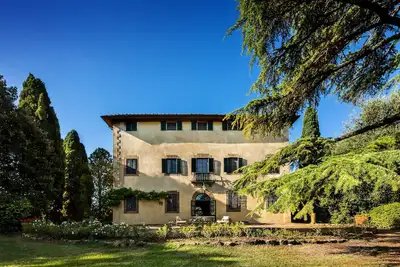 Image de Magnifique Villa 8br-9ba Avec Piscine, Dans Un Grand Endroit À Quelques Minutes De Florence!