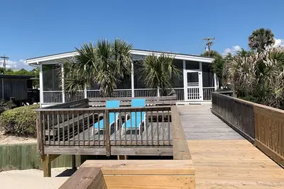 Vadni Ratsa: maison 5 Br / 3 Ba à Pawleys Island, pour 11 personnes