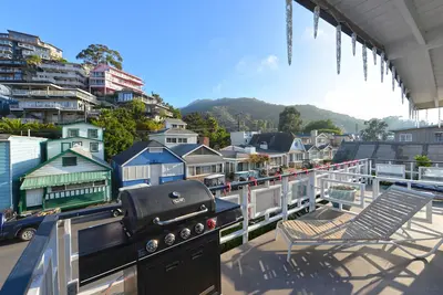 Image de Maison avec terrasse, voiturette de golf, 1 Bloc de la plage, Animaux acceptés, Wifi