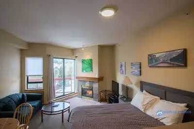 Image de Pavillon de marché 313 - Studio Village du Nord, proche de tout, cuisine complète