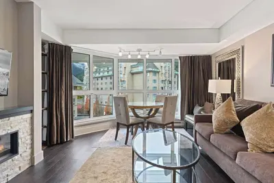 Image de Whistler Premier - Le Chamois -Signature 1 Chambre # 402