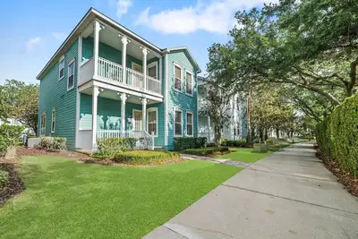 Image de 4/3. 5, pas de piscine - très abordable! À 10 km de Disney, accès Gratuit au parc aquatique!