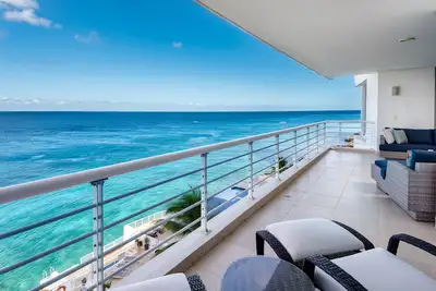 Image de Nah Ha # 502, magnifique condo Oceanfront 3 ch, Côte-Nord, grande plongée en apnée!