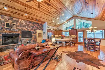 Image de Nouveau! Cabine somptueuse avec terrasses du Pinetop Country Club!