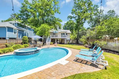 Barefoot Bunch: 5 Br / 4 Ba maison à Pawleys Island, pour 10 personnes