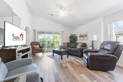 Image de Sunset Penthouse - Condo 2 chambres / 2 salles de bain avec lits King Size à Holiday Hills