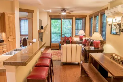 Great Location - Walk to Skiing and Downtown Ketchum - Bain à remous sur place