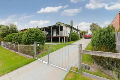 Image de Cottage de pêcheur - 3 chambres, 2 salles de bains, au bord du lac