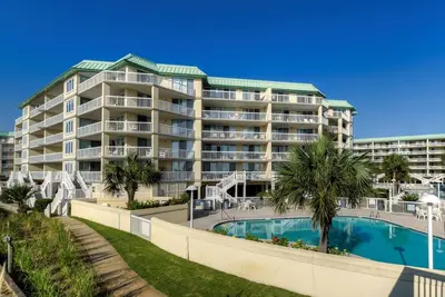 Cambridge At Somerset Unit 105: 3 Br / 3 Ba condo à Pawleys Island, pour 6 personnes