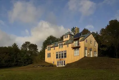 Image de Maison de luxe moderne sur 40 acres w / vue imprenable Ă 15 min. du domaine skiable de Sugarbush