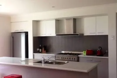 Image de Oasis sur Owarra, familial et convivial entre 2 plages