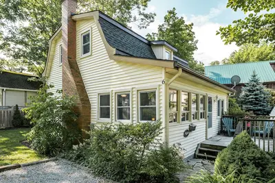 Image de Cottage, animaux acceptés, meilleurs couchers de soleil et lit king, wifi! barbecue / grill, parking