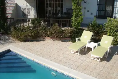 Villa avec piscine privée, avec vue sur la mer et la montagne, à proximité de la plage de sable