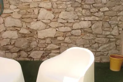 Image de In the heart of the historic village of Gruissan near the beach of the chalets