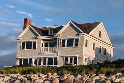 Image de Accueil Waterfront luxe avec plage privée sur la baie de Cape Cod