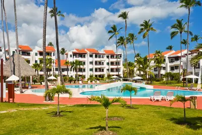 Image de Belle 2 chambres 2 salles de bain dans une communauté en bord de mer