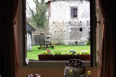Fauguernon: Gîte de Charme 'La ferme du Chateau' Calme et Confortable