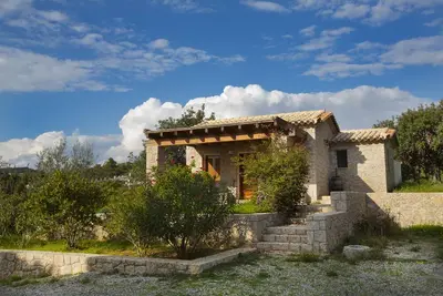 Image de Magnifique chalet à côté de la mer