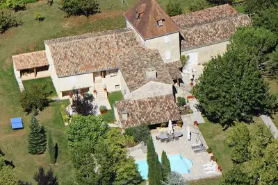 Image de Loisirs, Baignade, Farniente, Visite Des Environs Riches En Histoire