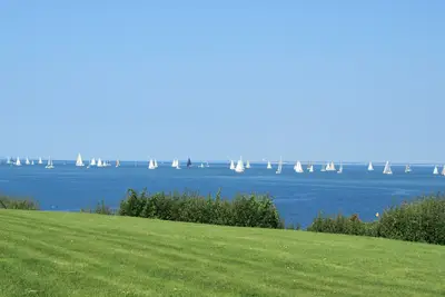 Image de Belle vue sur la mer dans un endroit rural paisible avec accès direct à la plage