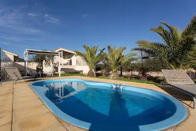 Image de Appartement de 70 m² avec 2 chambres et piscine privée + Internet WiFi