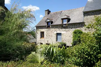 Image de Gîte au calme, bord de Rance, Spa, Proche Dinan St Malo Mont Saint Michel