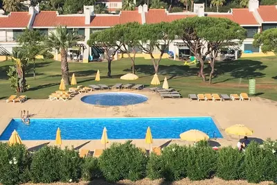 Image de Casa Carvos, Bel appartement de luxe rénové Vila Sol Village Golf Resort.