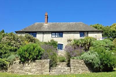 Image de Maison de luxe à proximité de la mer