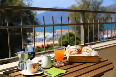 Image de B & b Il Soffione: Trois chambres avec vue sur la mer