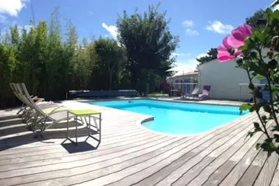 Image de Charmante villa 10/12 pers lumineuse entre mer et forĂŞt avec jardin et piscine