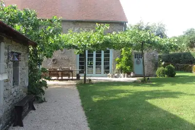 Image de Au cœur de la Bourgogne, grange pour 8 pers. piscine, terrain de pétanque, ****