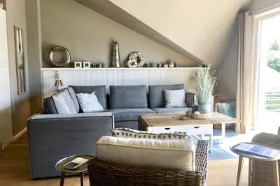 Image de Seesucht Hohwacht - studio dans un style maison de plage à seulement 300m de la plage